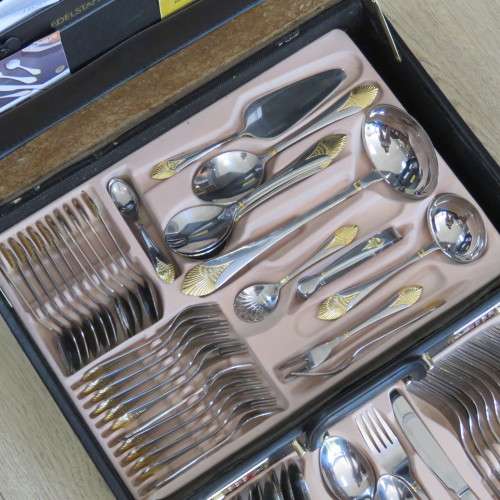 SBS Edelstahl Rostfrei 110 piece cutlery set (12 setting) in suitcase - High quality