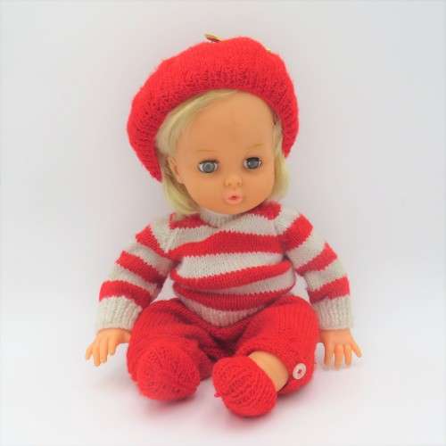 Vintage Prima baby doll with closing eyes - Length 45cm