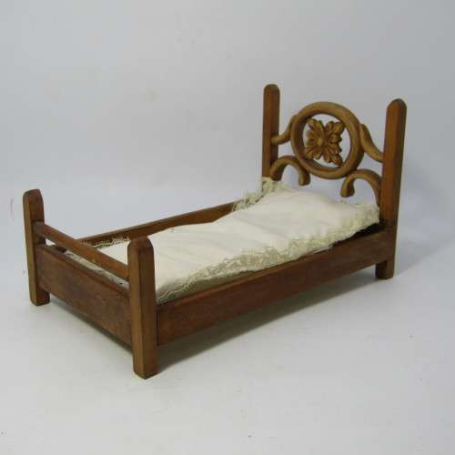Vintage wooden Dolls House furniture - Bed and Bedside table