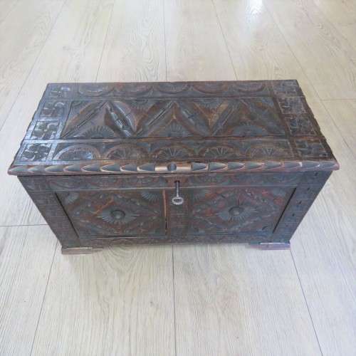 Antique chinese tea caddy wooden box with porcelain tea container and waist bowl