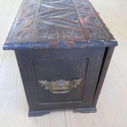 Antique chinese tea caddy wooden box with porcelain tea container and waist bowl