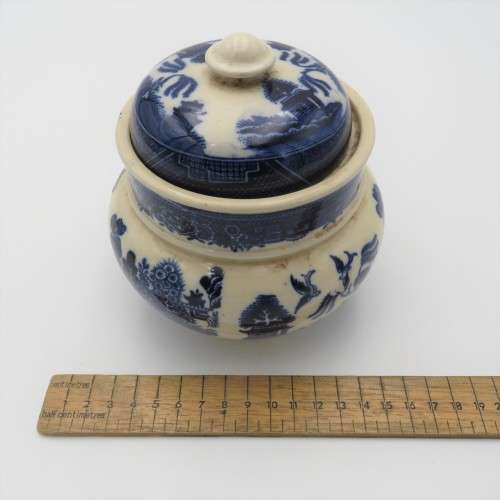 Antique chinese tea caddy wooden box with porcelain tea container and waist bowl