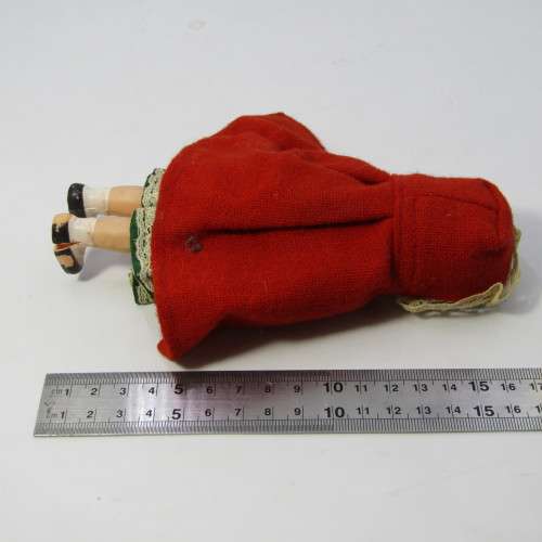 Lot of 4 vintage dolls