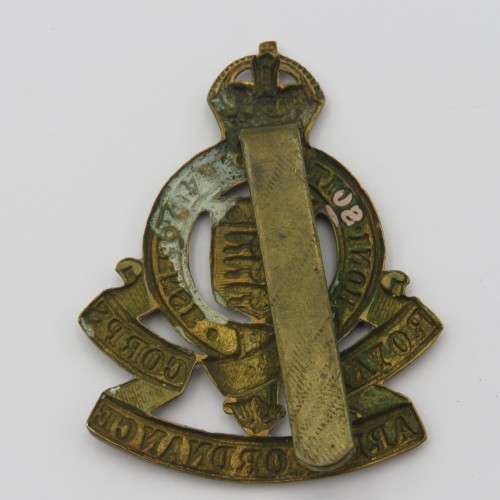Great Britain Royal Army Ordnance corps cap badge