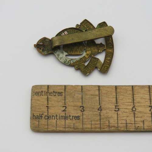 Great Britain Royal Army Ordnance corps cap badge
