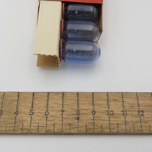 Lot of 4 Philips flash bulbs