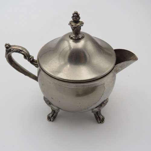 Vintage Silver plated tea set - Teapot, sugar bowl and milk jug