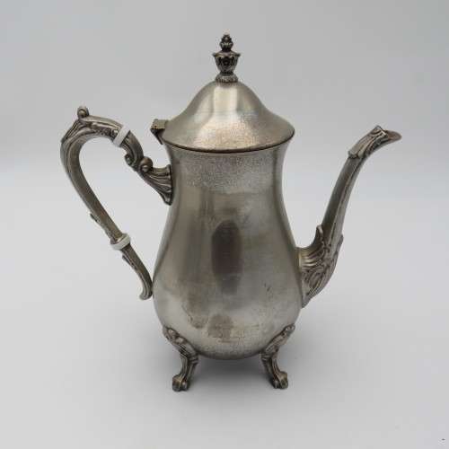 Vintage Silver plated tea set - Teapot, sugar bowl and milk jug