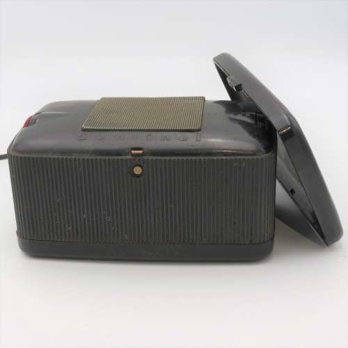 Vintage bakelite sentinel radio