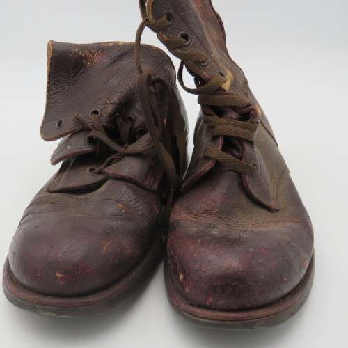 SADF Leather boots - Size UK 9 - Well used
