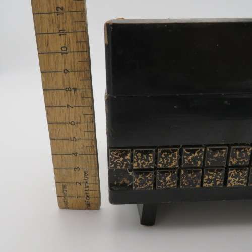 Vintage Japanese musical jewellery box with mother of pearl inlays