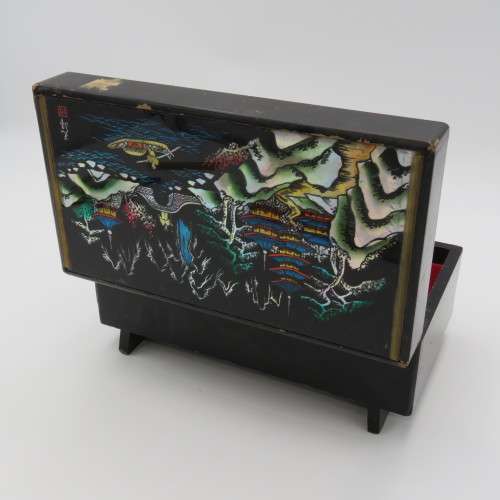 Vintage Japanese musical jewellery box with mother of pearl inlays