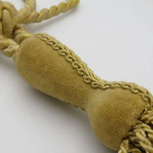 Lot of 4 curtain tassels