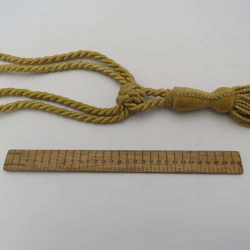 Lot of 4 curtain tassels