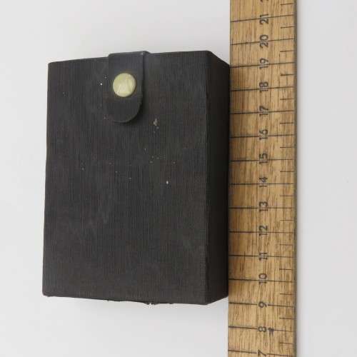 Vintage pocket sewing kit