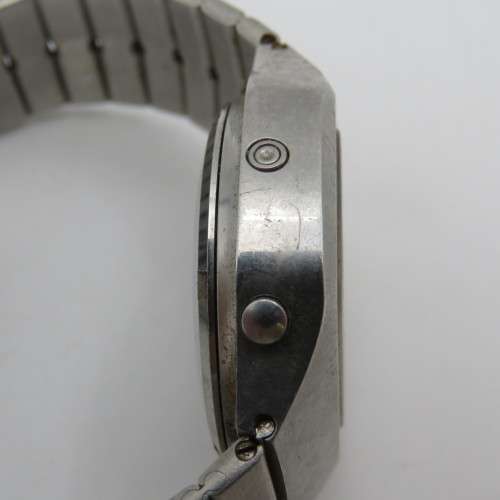 Vintage Bulova Quartz men`s watch - Not working