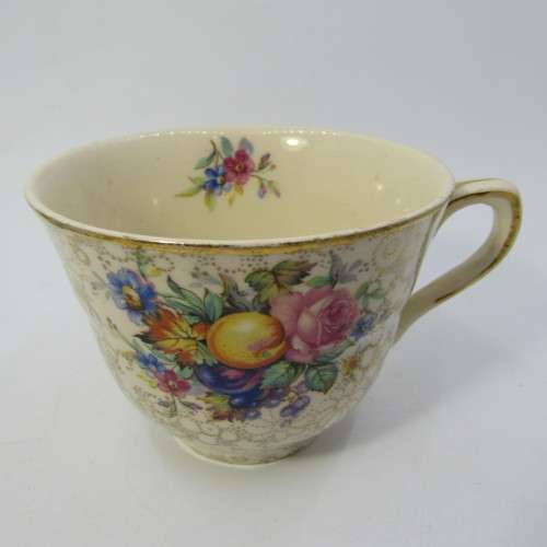 Vintage HandK Tunstall porcelain duo