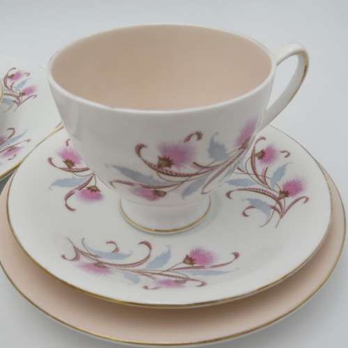Royal Standard tea set - 4 trios, cake plate, sugar bowl, milk jug - 15 Pieces