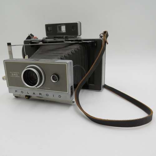 Polaroid 240 Automatic Land Camera