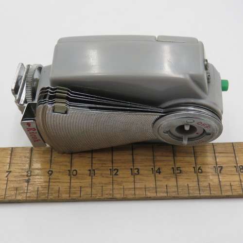 Vintage Ricoh fan flash in leather pouch