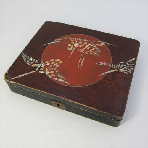 Vintage Japanese jewellery box with mother of pearl inlays