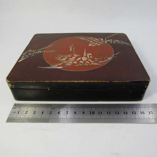 Vintage Japanese jewellery box with mother of pearl inlays
