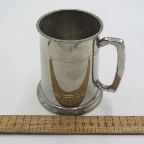 Vintage genuine pewter mug hand made in Shiefield with glass bottom