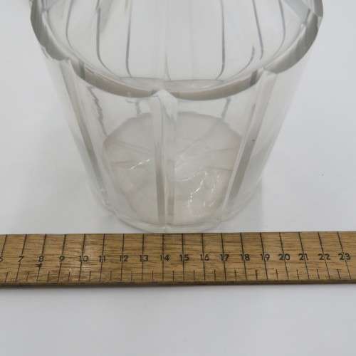 Vintage crystal glass decanter - Small chips