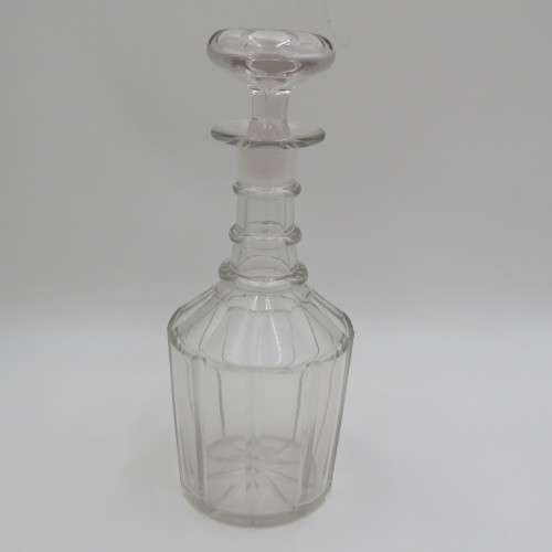 Vintage crystal glass decanter - Small chips