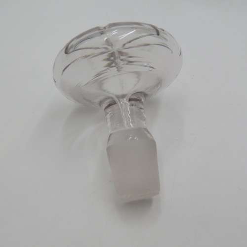 Vintage crystal glass decanter - Small chips