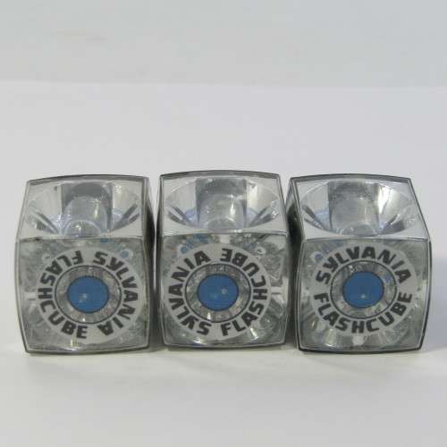 Set of 3 vintage Sylvania flash cubes in box