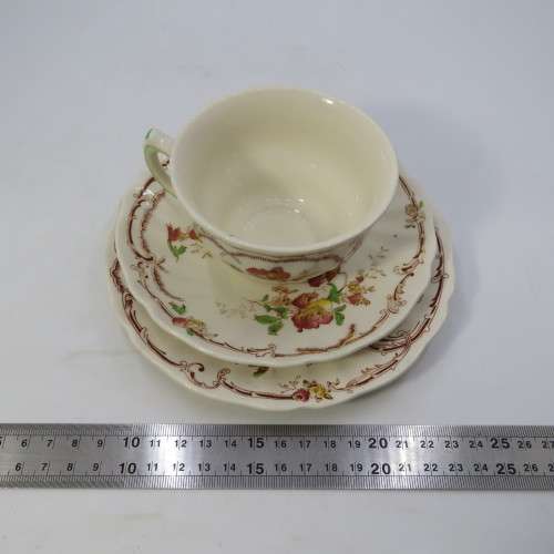 Royal Doulton Chiltren pattern trio
