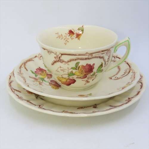 Royal Doulton Chiltren pattern trio