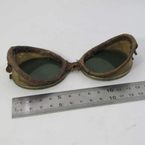 Pair of antique / vintage motorcycle glasses - no strap