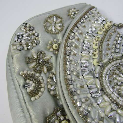 Vintage Ladies purse with beadwork