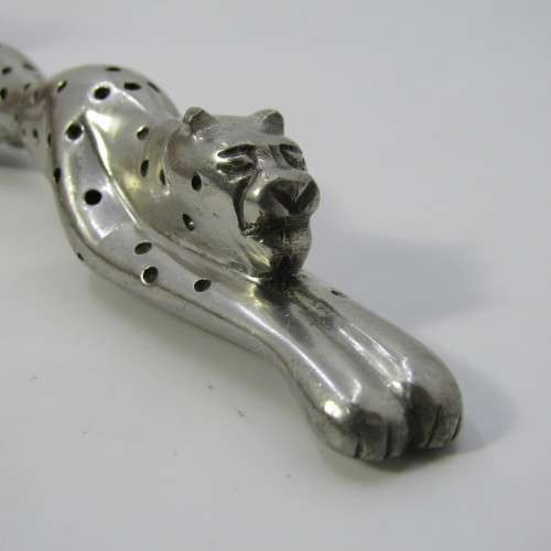 Diana Carmichael Cheetah carving set