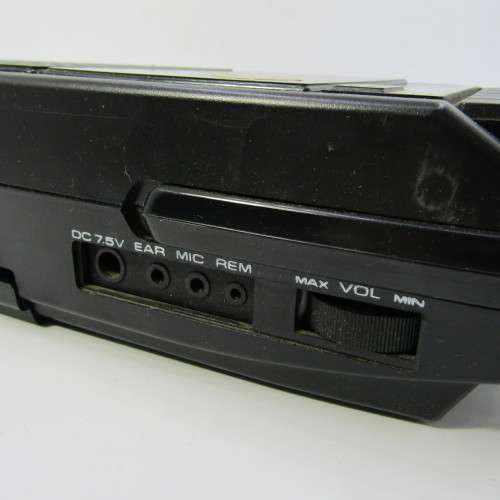 Vintage Sanyo Cassette tape recorder- not working