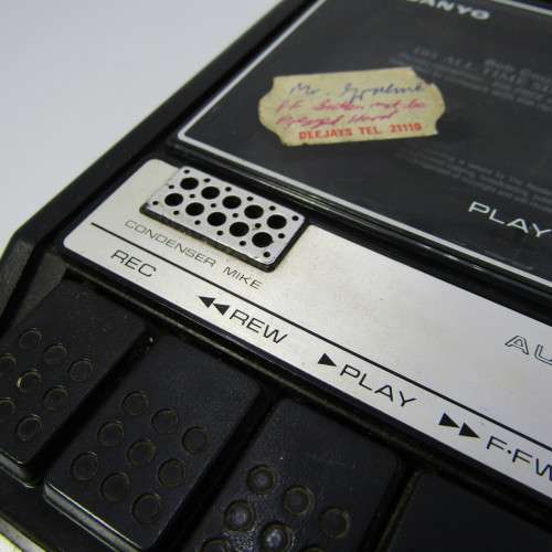 Vintage Sanyo Cassette tape recorder- not working