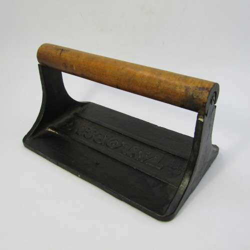 Vintage 1978 Taylor and NG cast iron bacon press
