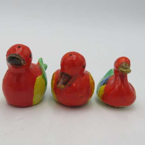Vintage porcelain 3 ducks sat and pepper shakers - mustard pot bowl missing