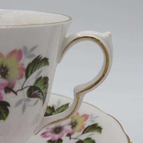 Vintage Queen Anne 8346 trio