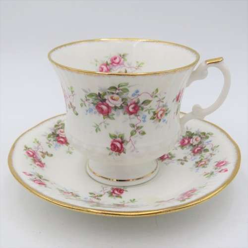 Vintage Elizabethan Rosamund cup and saucer