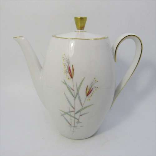 Vintage Bavaria `Seltmann Weiden` West German porcelain tea set for two
