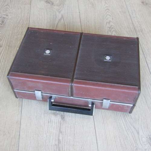 Vintage Sanyo travel record player - only one channel works on radio and turntable needs service