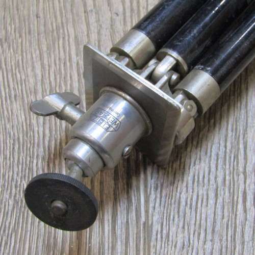 Vintage Leitz Wetzlar camera tripod - 120cm