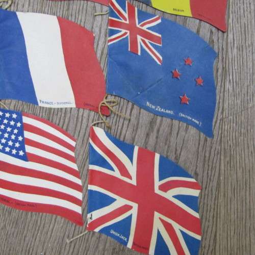 Lot of 15 bunting paper flags - vintage