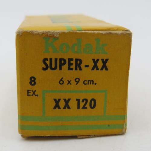 Kodak Super XX panchromatic film XX120-6x9 - Expired April 1950 - Unused and unopened