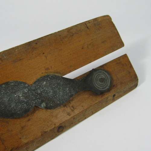 Vintage wooden parallel drawing instrument