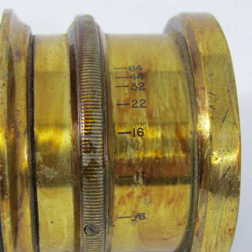 Beck Symmetrical lens - antique brass lens