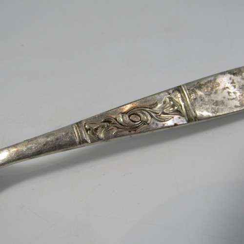 Lot of 9 De Moutfort silver plated forks - vintage